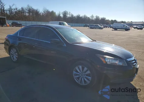 2011 Honda Accord Exl from USA, damaged, VIN 1HGCP2F84BA038069
